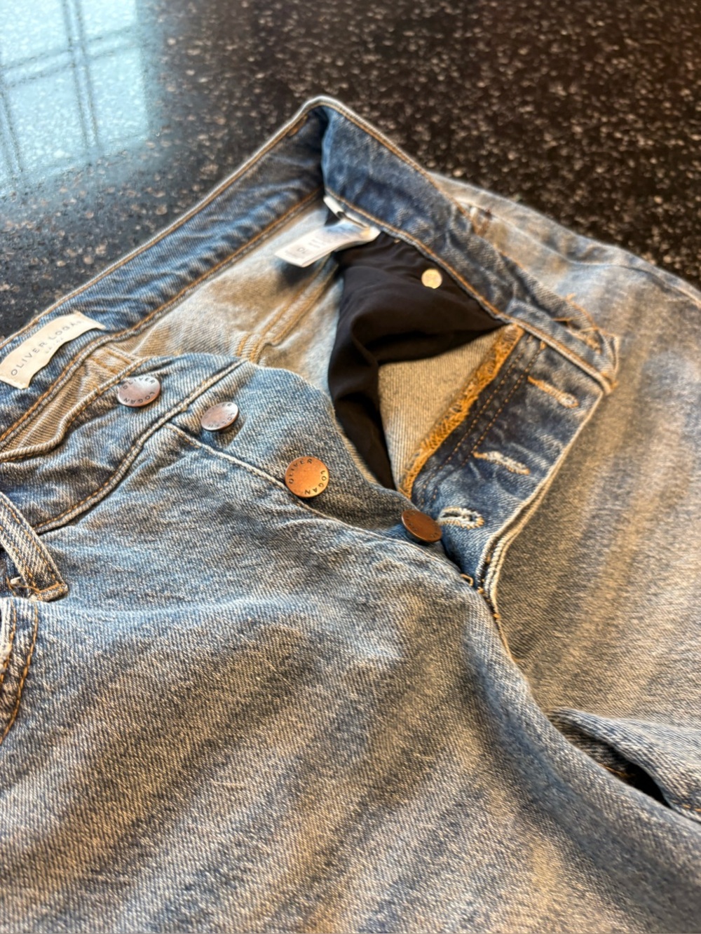 Jeans - Picture 2 of 3